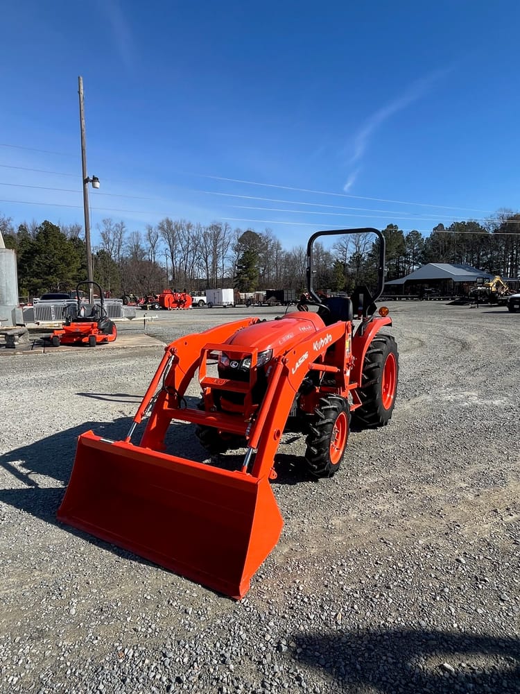 KUBOTA L3302DT WITH LA526FL FRONT END LOADER